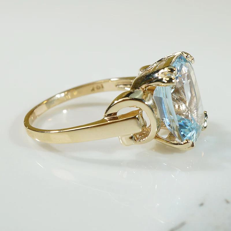 1950's Cushion Cut Aquamarine Ring