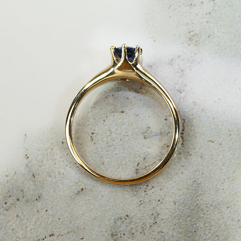 Rich Blue Sapphire Solitaire c1890