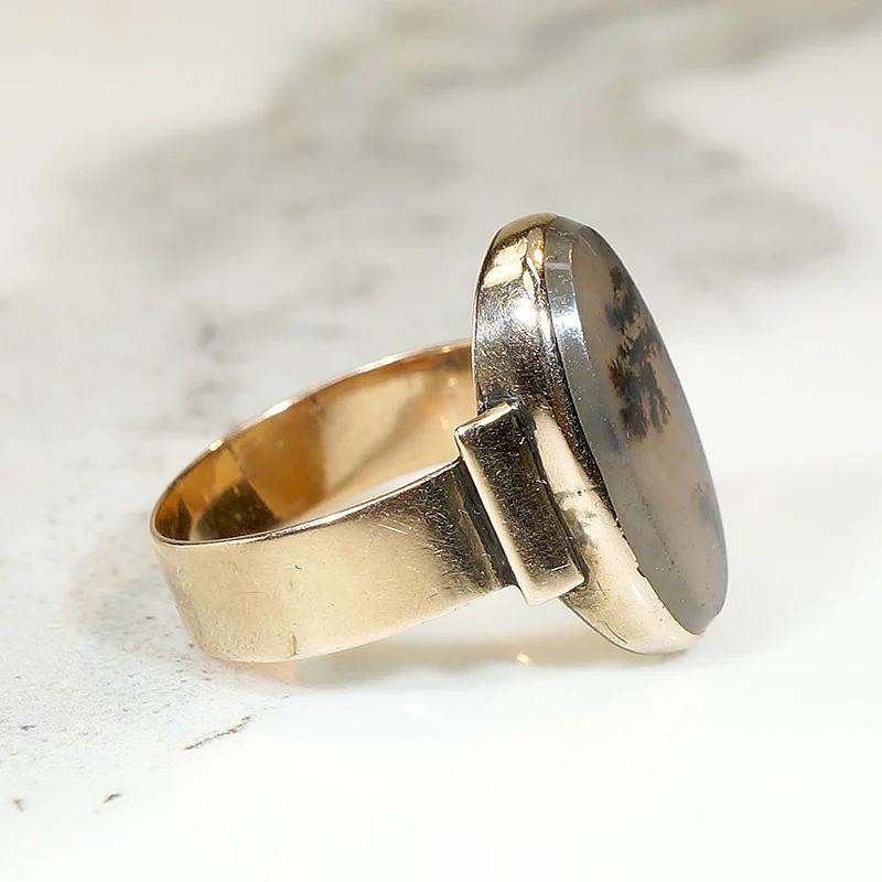 Magical Antique Picture Agate Ring