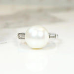 Sublime Natural Pearl in Platinum RingSublime Natural Pearl in Platinum Ring