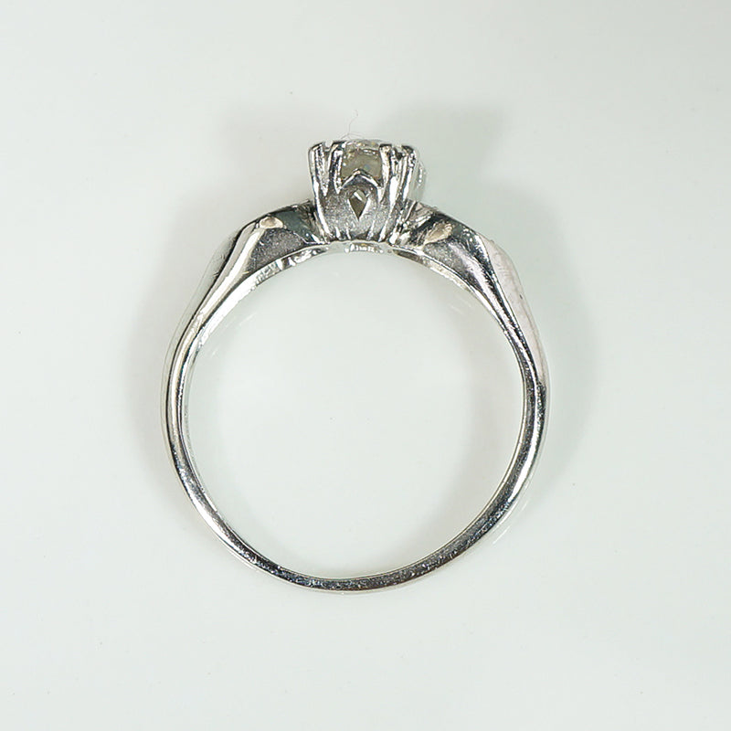 Perfect Platinum Diamond Vintage Engagement Ring