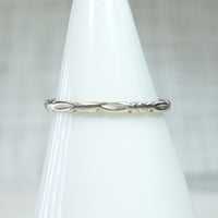 White Gold Band of Dimpled Bars & Faded Flowers