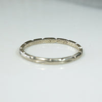 White Gold Band of Dimpled Bars & Faded Flowers