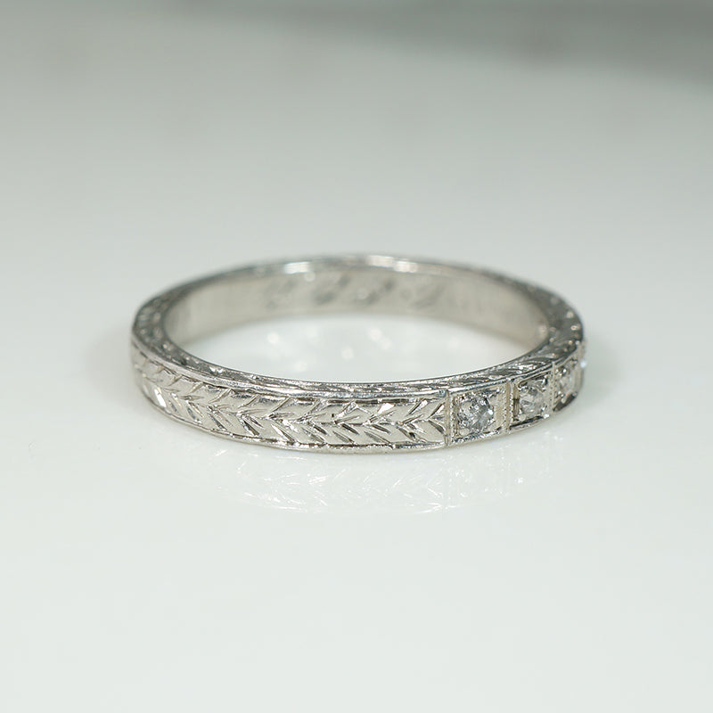 Exceptional Edwardian Engraved Platinum & Diamond Band