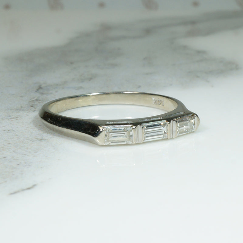 Classically Pretty 1940's Diamond Baguette Band