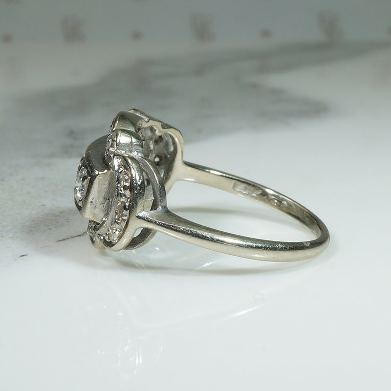 Lovely Scalloped 1930's Diamond Ring