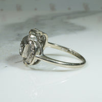 Lovely Scalloped 1930's Diamond Ring
