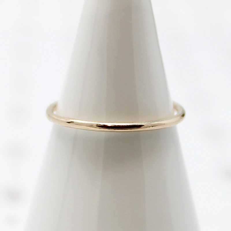 1mm Band in 10k Yellow Gold
