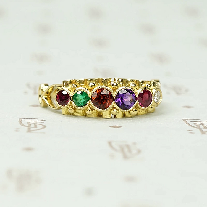 An English Regard Ring in 18ct