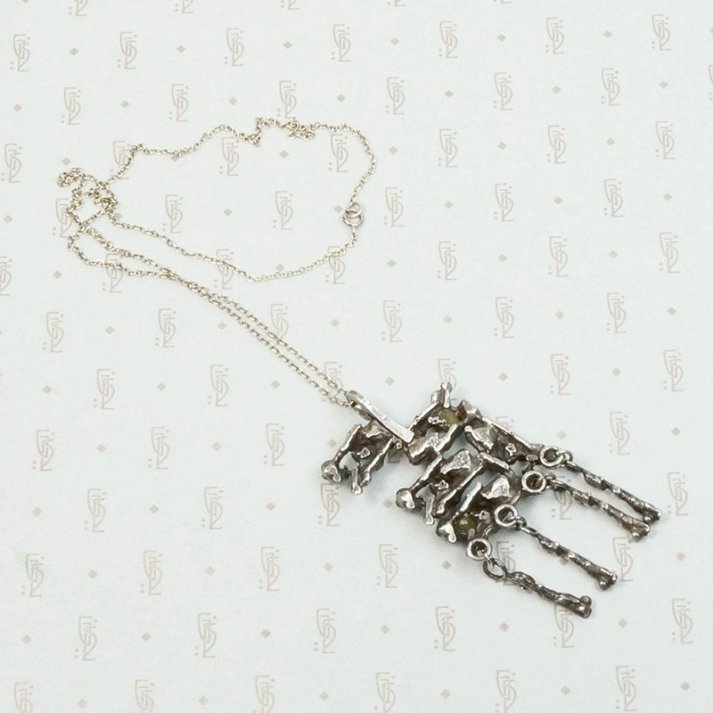 Fascinating Modernist Pendant in Silver & Turquoise