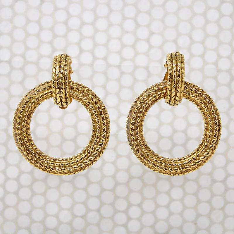 Fantastic Chanel Convertible Costume Hoops