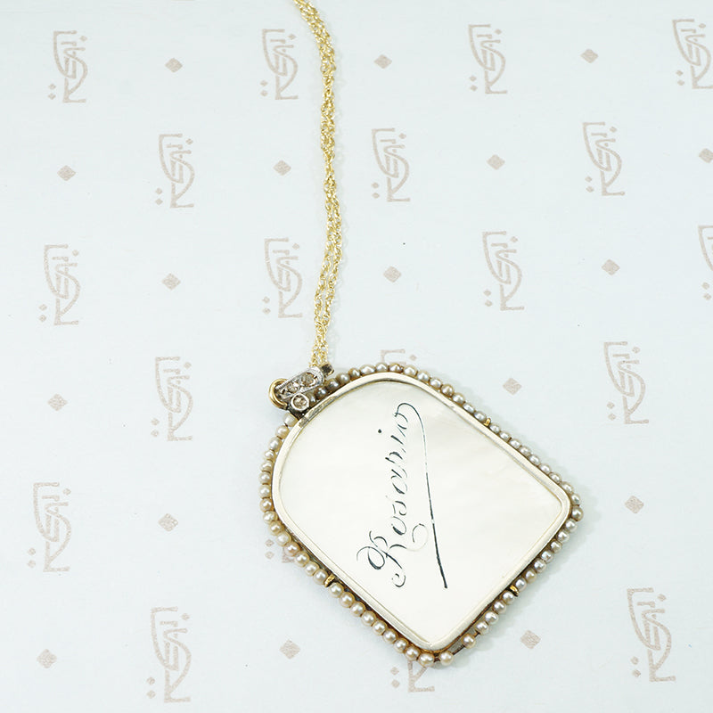 Carved Antique Mother of Pearl Pendant "Rosario"