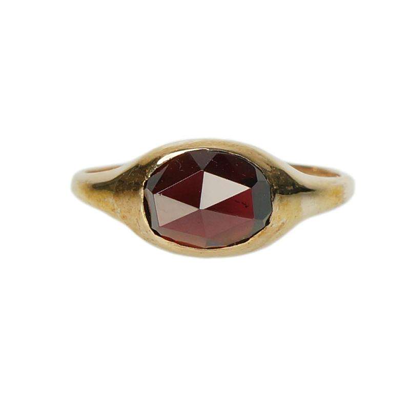 Antique Gold Ring set with a Deep Red Rose Cut Garnet - Gem Set Love