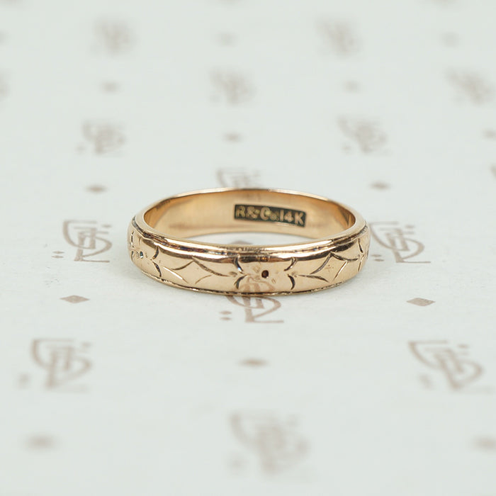 Engraved Design Vintage Rose Gold Wedding Band