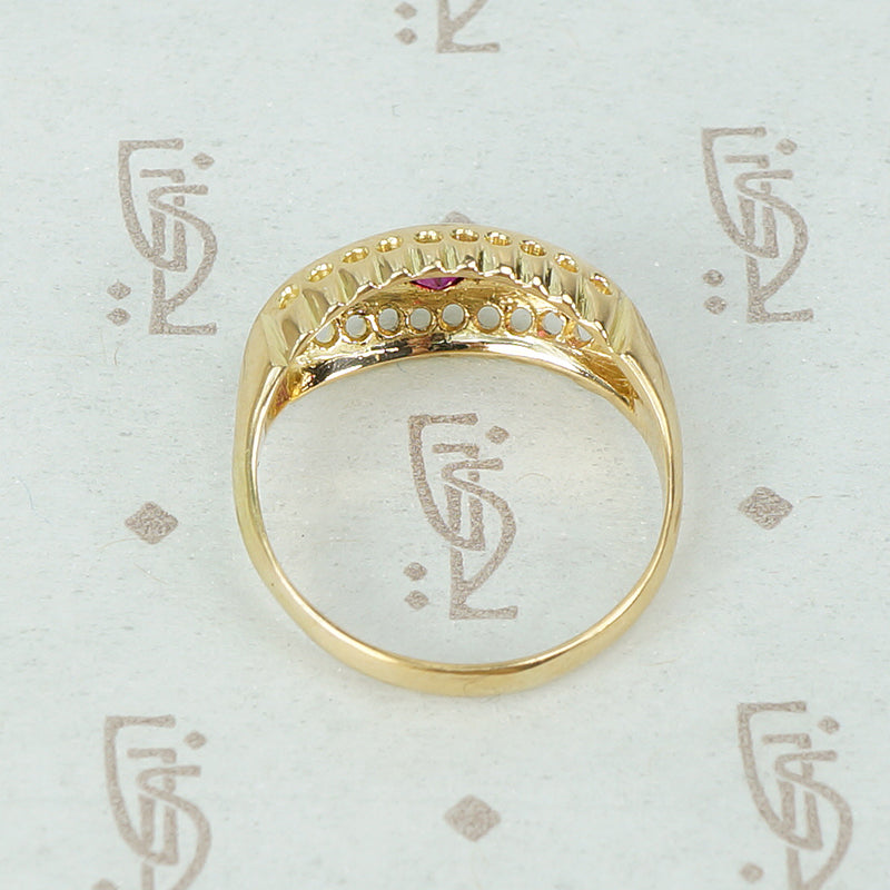 Vintage 18k Yellow Gold Diamond and Ruby Ring