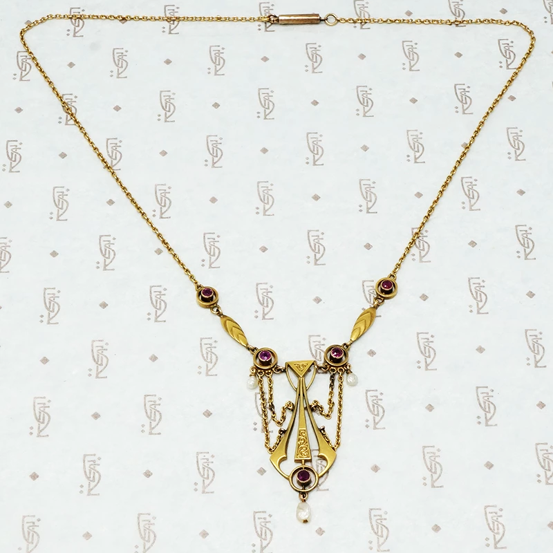 jugensthil ruby necklace