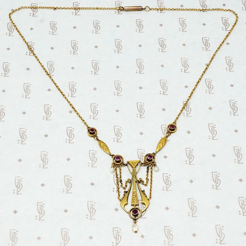 jugensthil ruby necklace