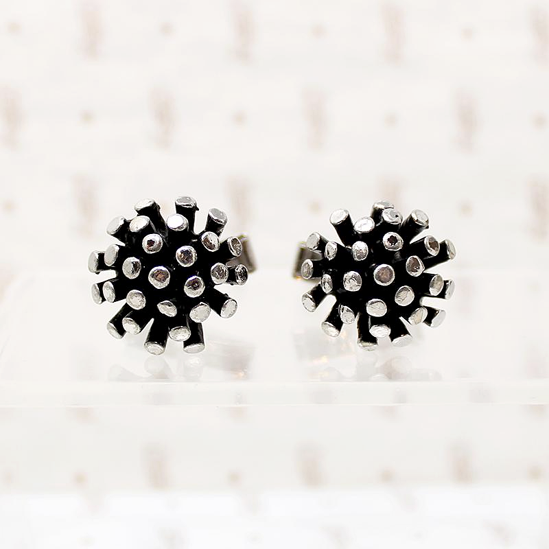 atomic cufflink and tie pin set