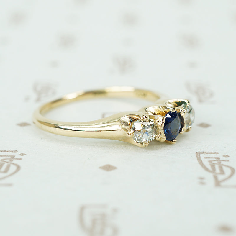 mine cut diamonds and sapphire ring in yellow gold circa 1890 diamond close up