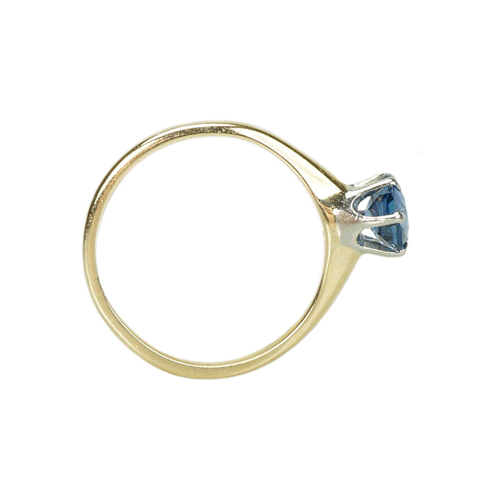 Cornflower Blue Sapphire Solitaire - Gem Set Love