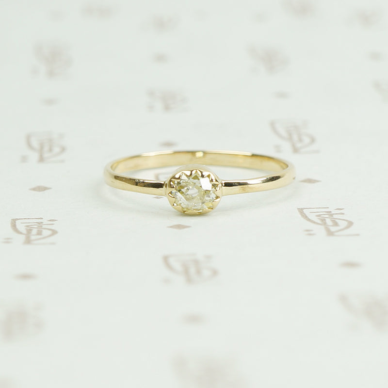 Chunky Oval Mine Cut Diamond in 18k