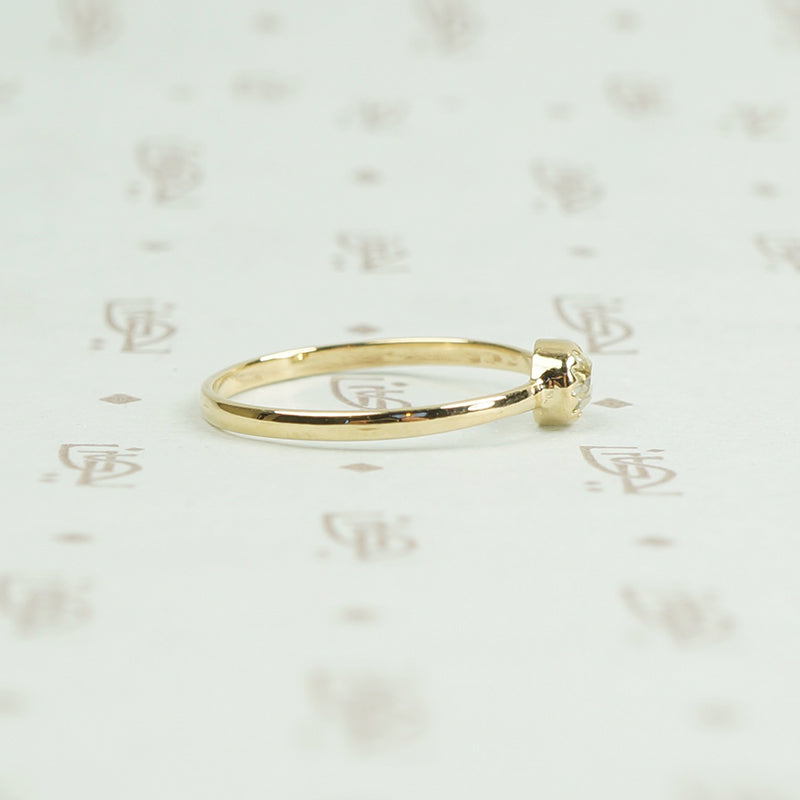 Chunky Oval Mine Cut Diamond in 18k
