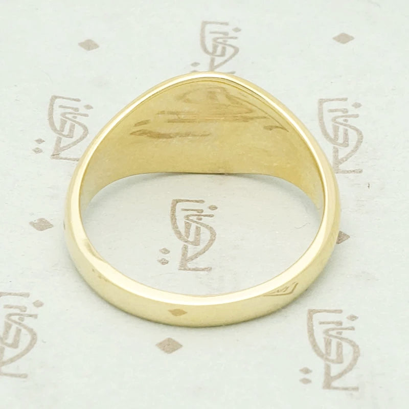 Luxurious Recycled Gold Signet Ring