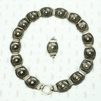 Amazing Antique Silver Collar of Flower Links
