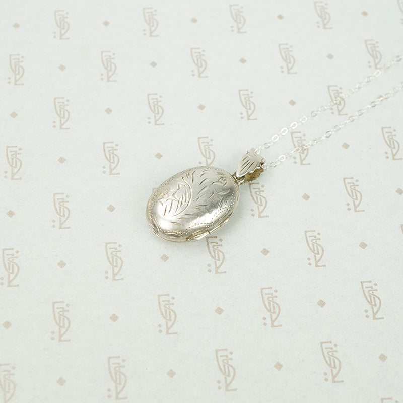 Vintage Sterling Hand Engraved Locket