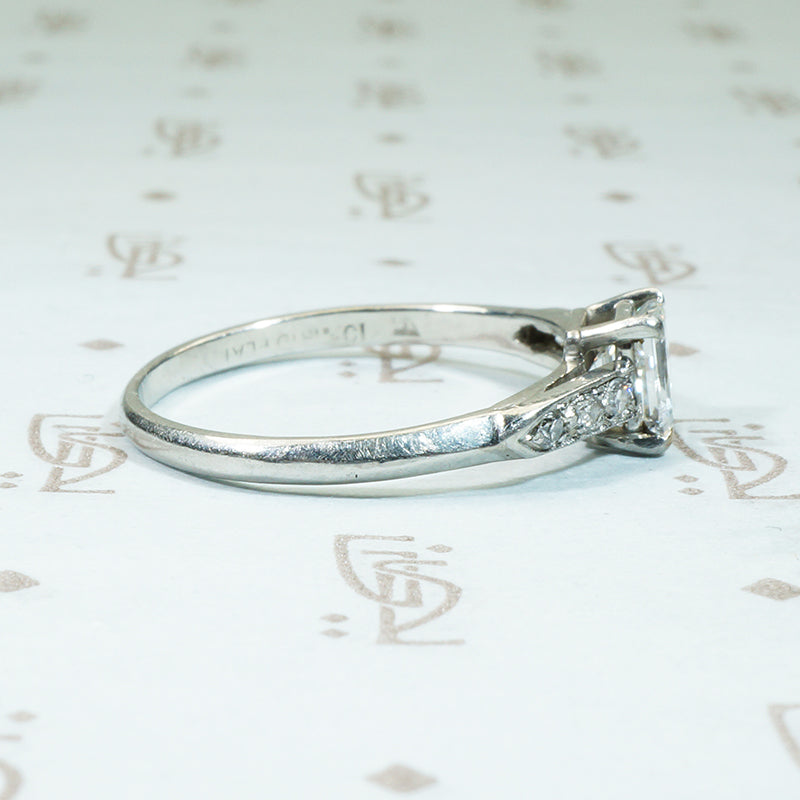 Shimmering Square Cut Beauty Diamond Engagement Ring
