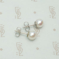 Classic Cultured Pearl Studs in 14k Gold