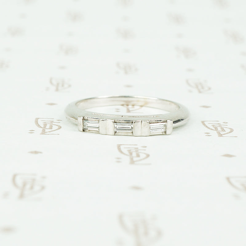 vintage 3 straight baguette diamond band in 14k white gold