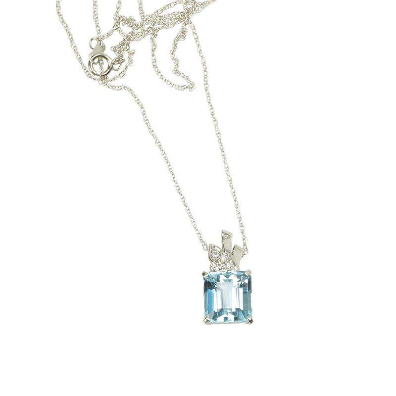Platinum Retro Aquamarine and Diamond Necklace