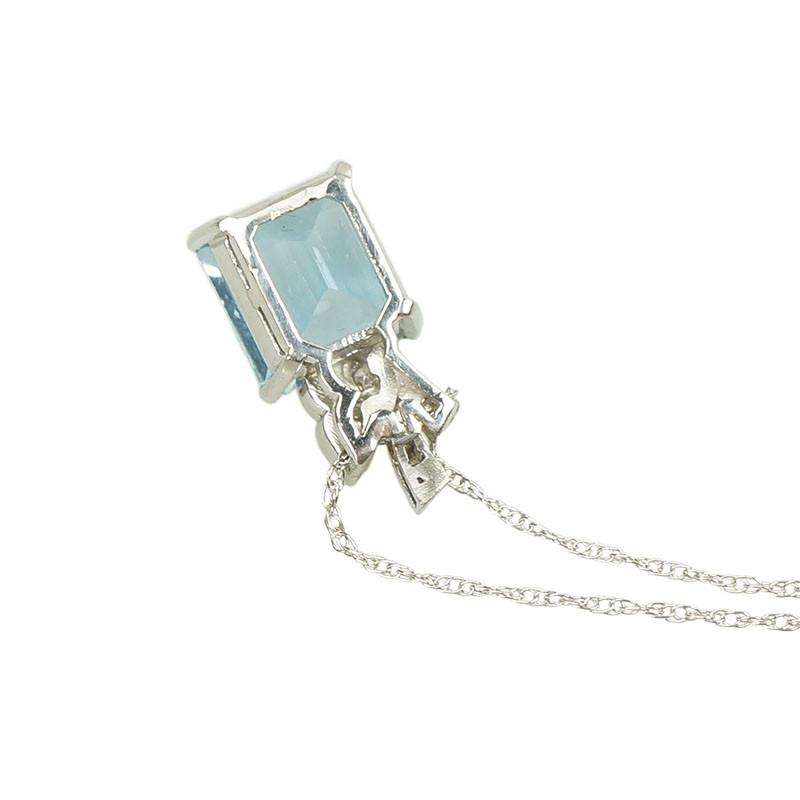 Platinum Retro Aquamarine and Diamond Necklace