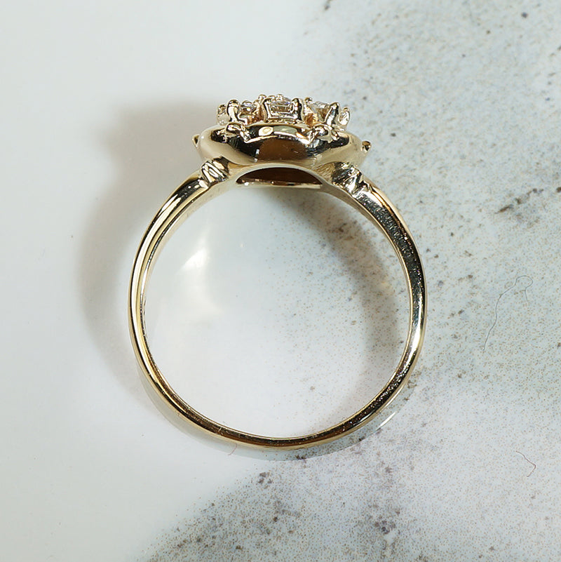 Pretty Vintage Tiffany Diamond Flower Ring