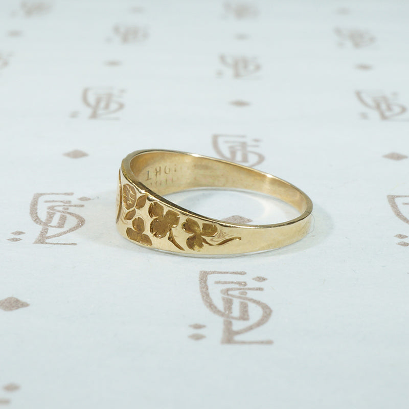Adorable Gold Signet Ring with Clovers