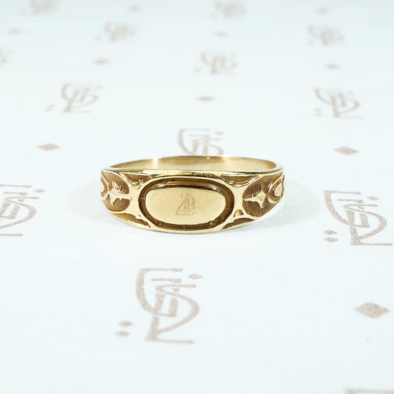 10k yellow gold signet ring tiny baby size