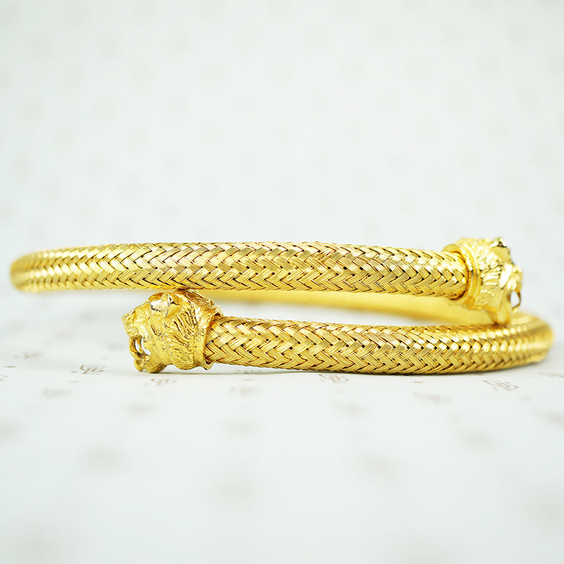 Fabulous Vintage Gold Tone Woven Torque