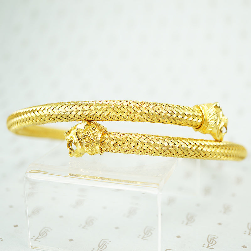 Fabulous Vintage Gold Tone Woven Torque