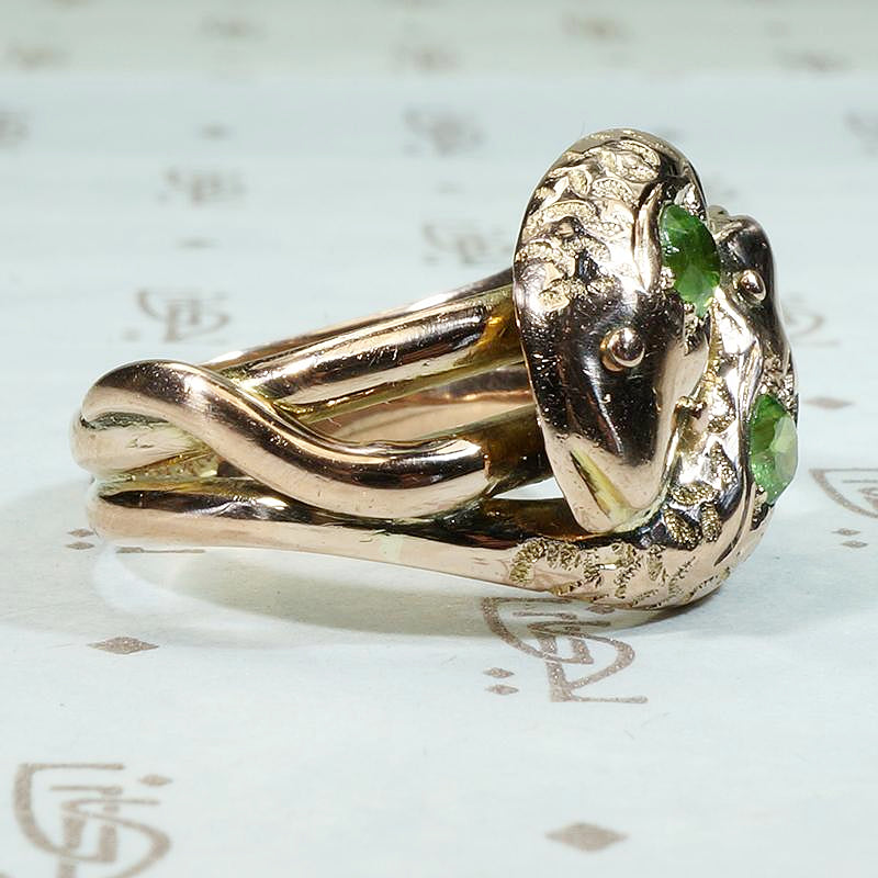 Green Garnet Set Double Snake Ring in Rose Gold