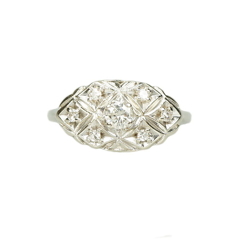 Shimmering Vintage White Gold Diamond Ring - Gem Set Love