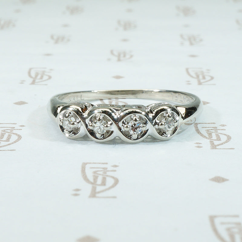 Lovely Vintage 1950's White Gold Wedding Set