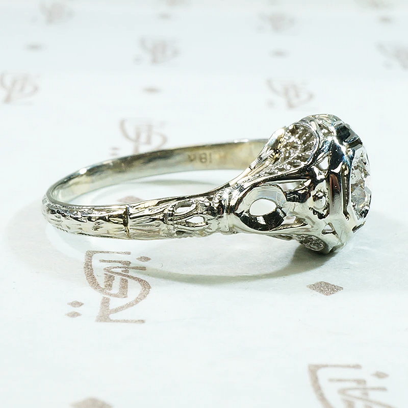 Dreamy Detailed OMC Diamond Solitaire Deco Ring