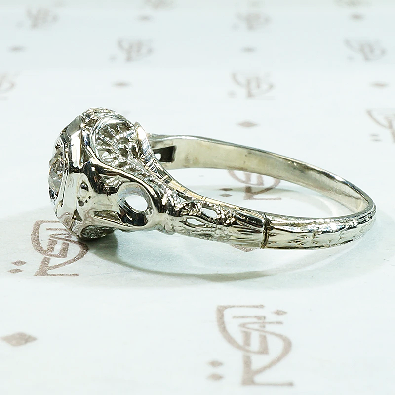 Dreamy Detailed OMC Diamond Solitaire Deco Ring
