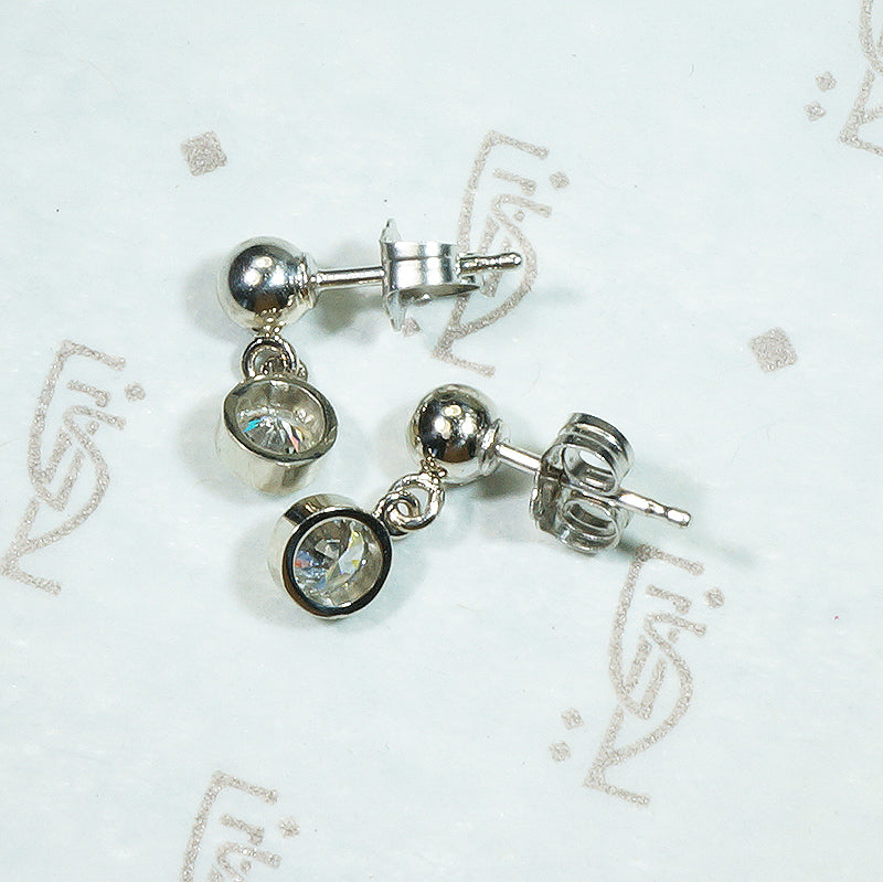 Simple White Gold Vintage Diamond Dangly Earrings