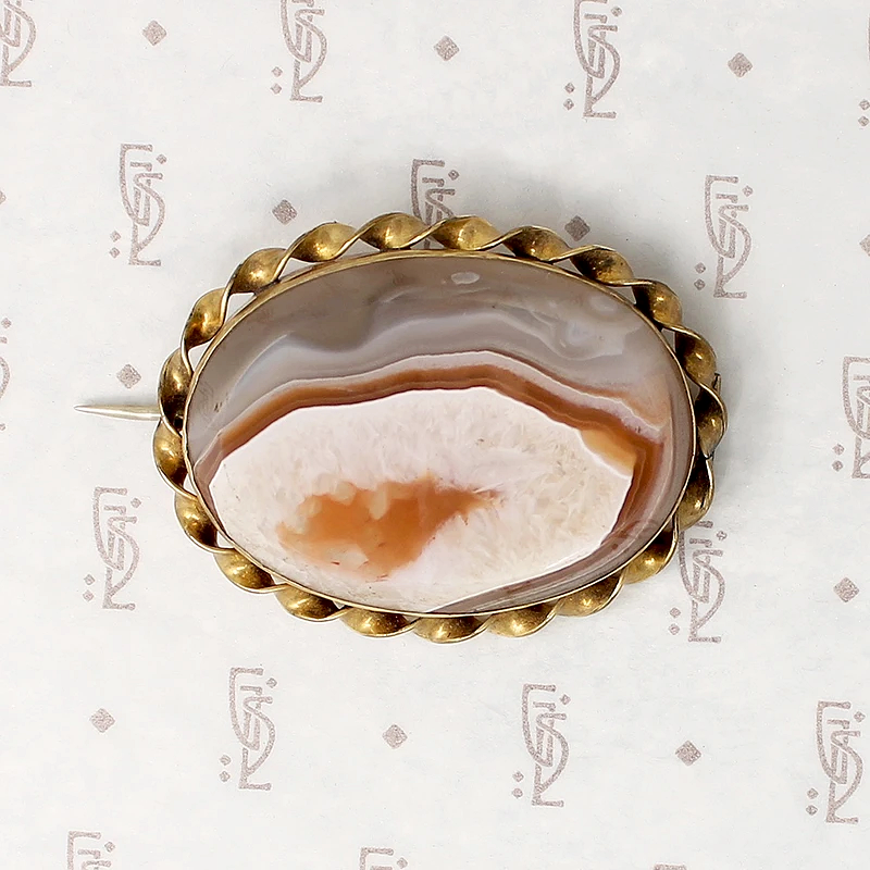 Elegant Autumnal Antique Agate Brooch