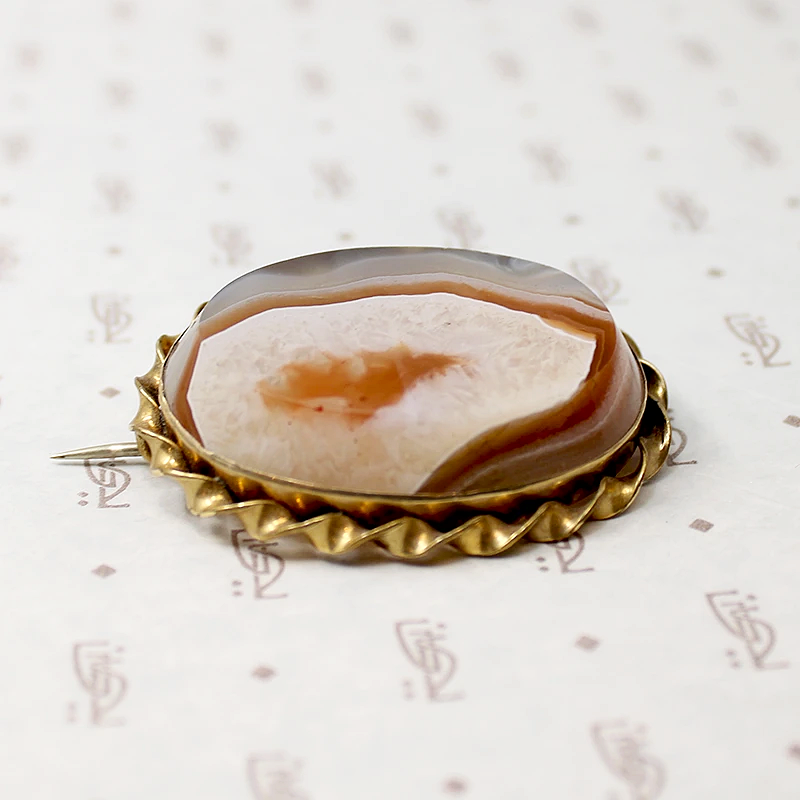 Elegant Autumnal Antique Agate Brooch