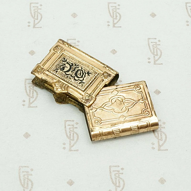 Civil War Era Book Locket, open