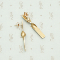 80s Elegant and Edgy Twisted Gold Bar Earrings. Back view.