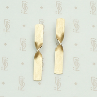 80s Elegant and Edgy Twisted Gold Bar Earrings